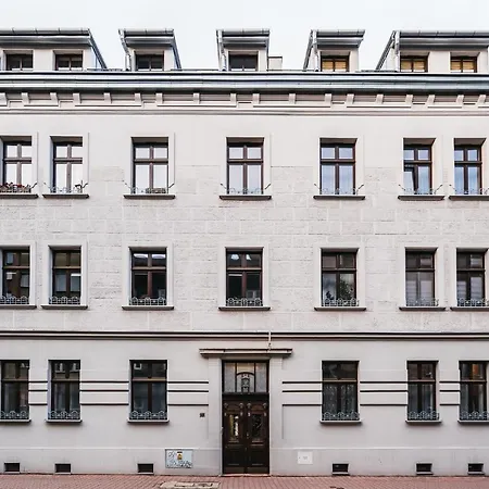 Queen - Loftaffair Krakov